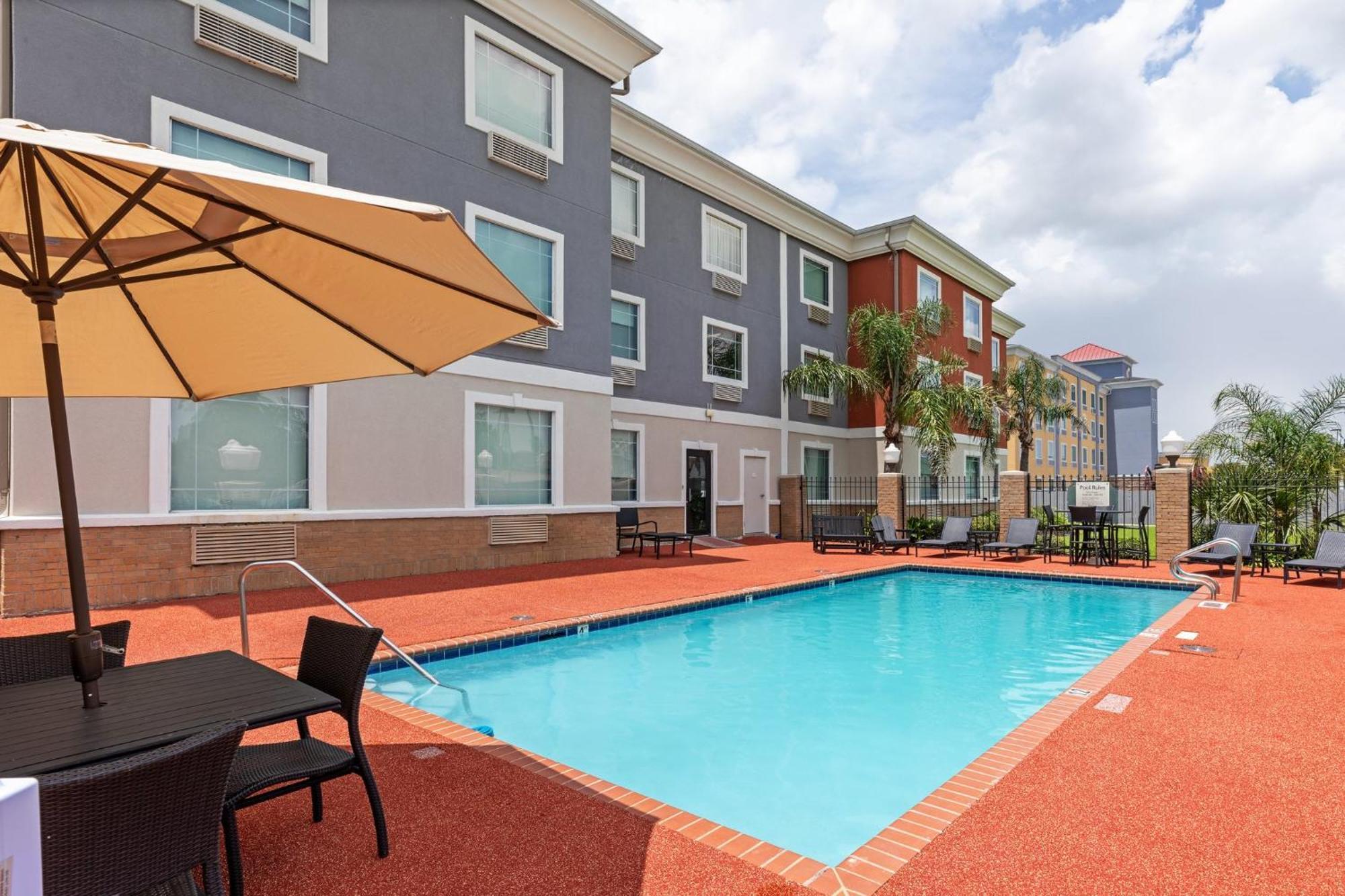 Holiday Inn Express Harvey-Marrero By Ihg Exterior photo